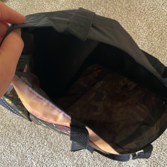 NWOT puppy tote - Picture 4 of 8